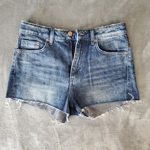 Distressed Denim Short